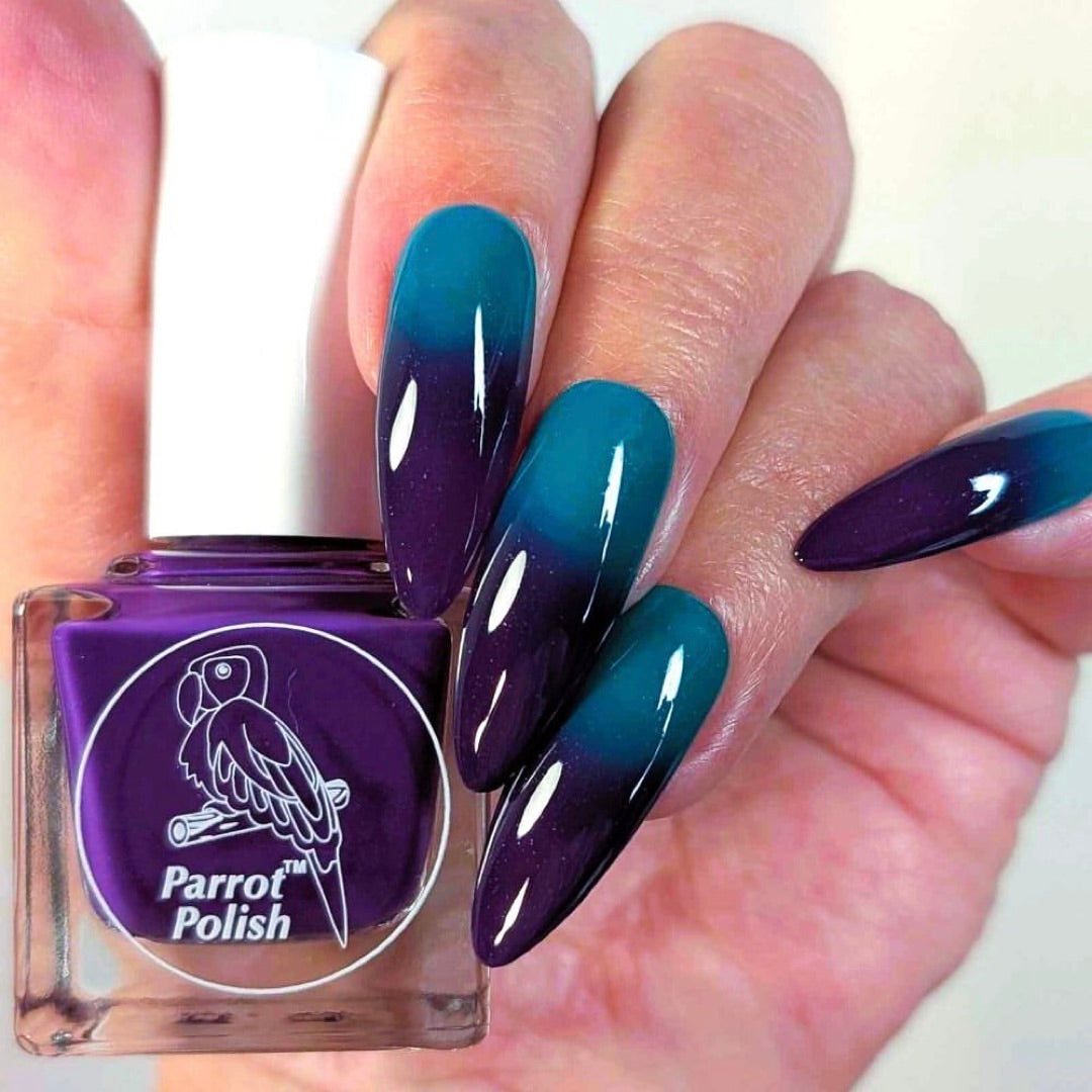 Purple Lilly Explosion Thermal Nail Polish - Purple/ Blue Green