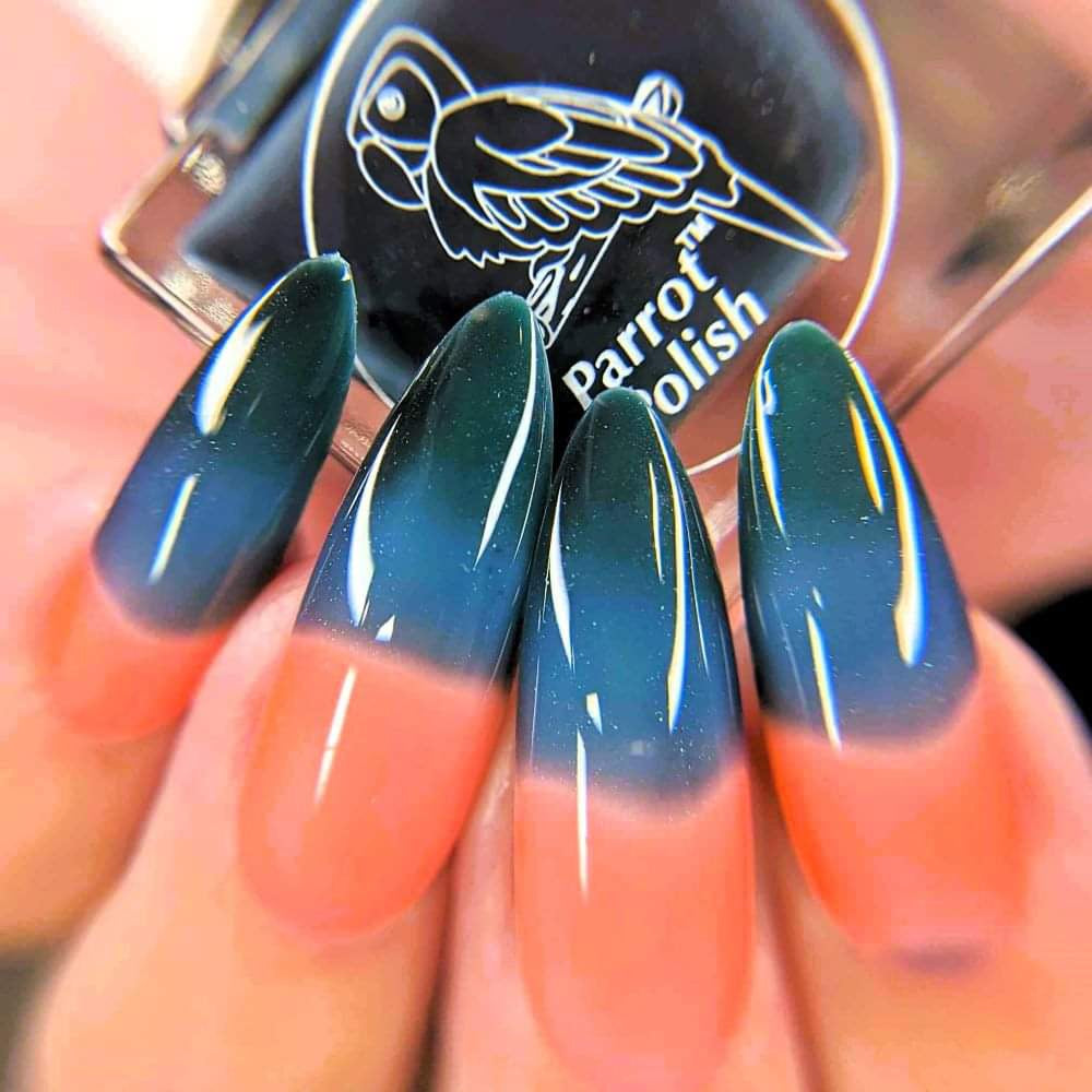 Parrot Polish Galaxy Grove Thermal Nail Polish Green/Blue/Orange