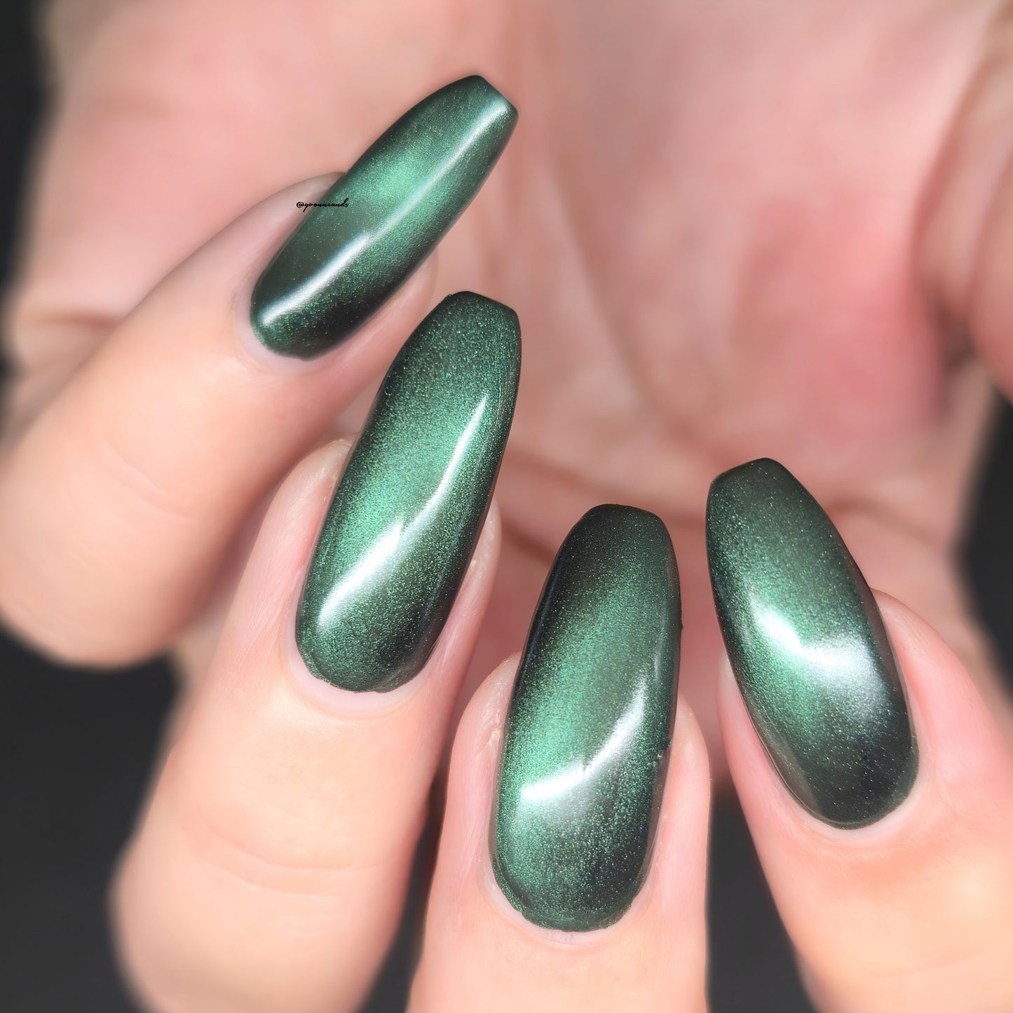 Parrot Polish Memphis Belle Magnetic Nail Polish - Green