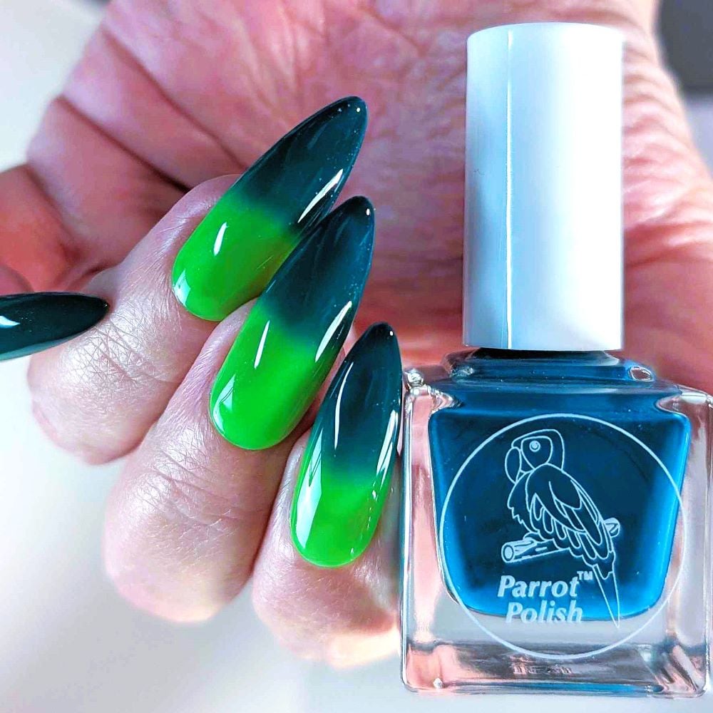 Parrot Polish Minty Twist Thermal Nail Polish Green/lime
