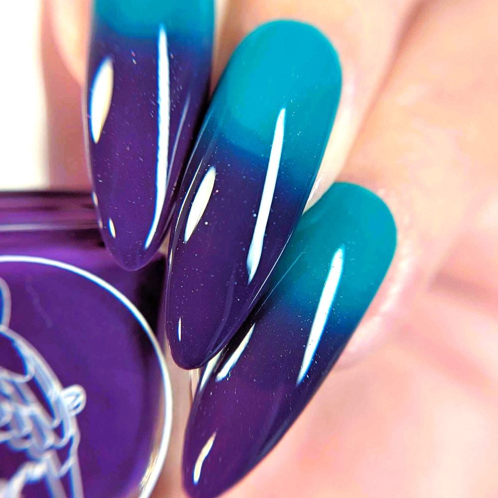Purple Lilly Explosion Thermal Nail Polish - Purple/ Blue Green