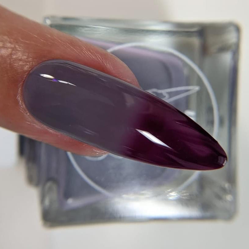 Parrot Polish Geranium Bliss Color Changing Solar Nail Lacquer - Grey/Purple