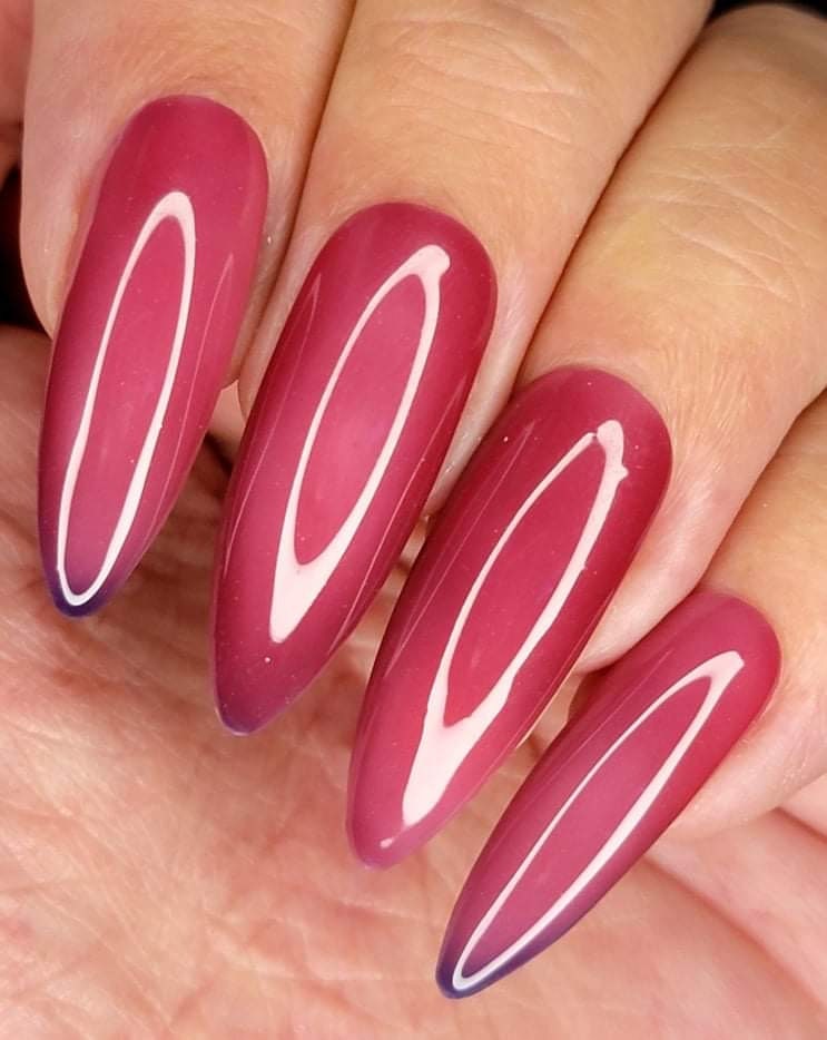 Parrot Polish Love in the Fields Color Changing Thermal Nail Lacquer - Blue/Red