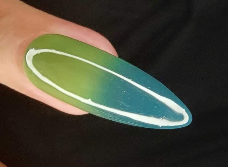 Parrot Polish Allamanda Color Changing Thermal Nail Lacquer   - Green/Lime