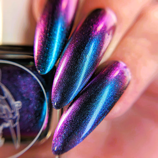 Parrot Polish Phoebe Ultrachrome Blue Pink Purple Nail Lacquer 0.5 Fl oz
