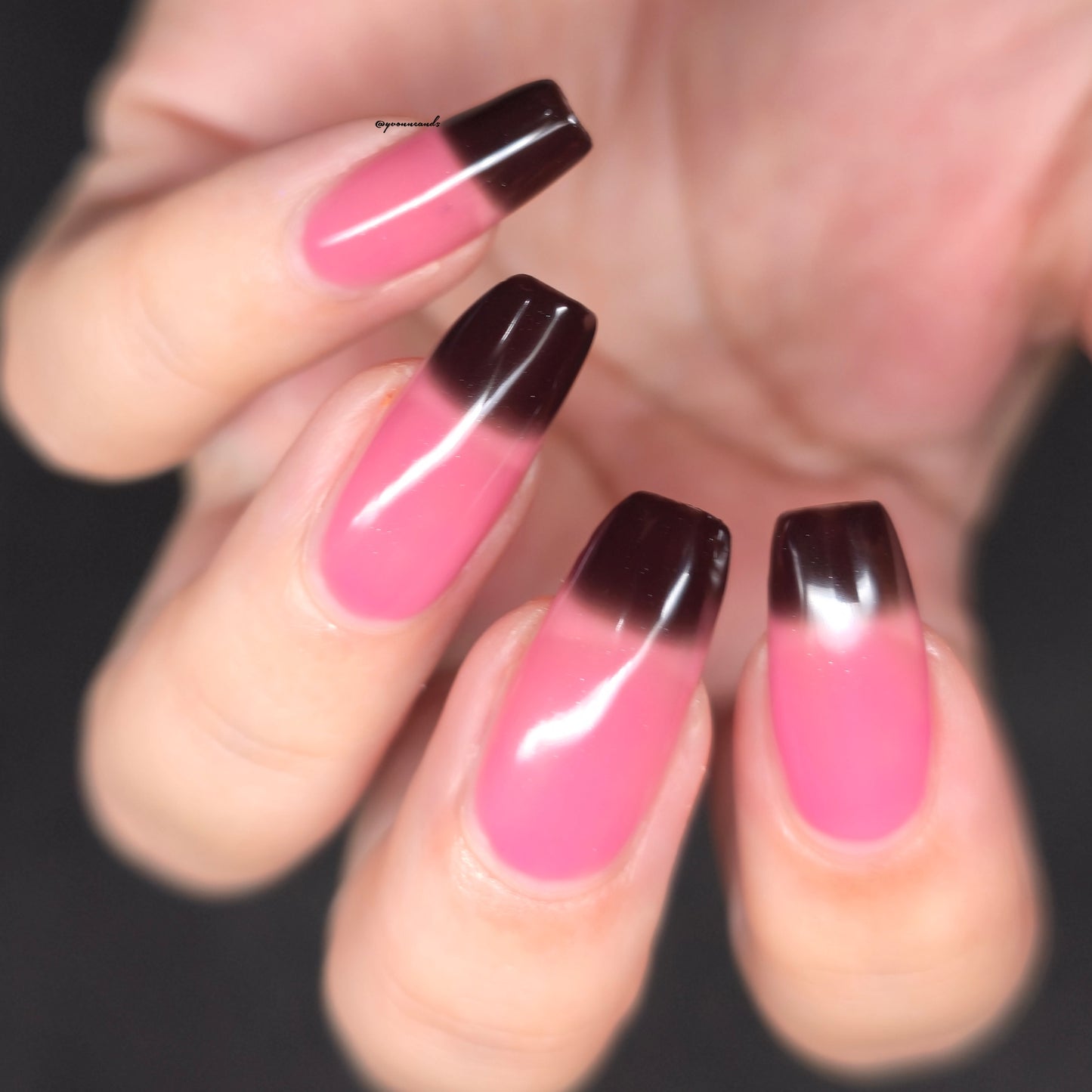 Parrot Polish Coffee with a lady Thermal Nail Lacquer Brown/ Pink