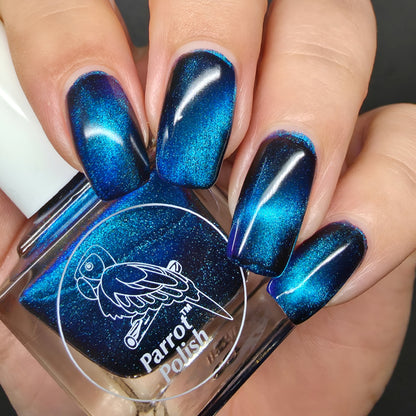 Parrot Polish Chihuahua Barking Magnetic Multichrome Nail Lacquer- Black Blue 0.5 Fl oz
