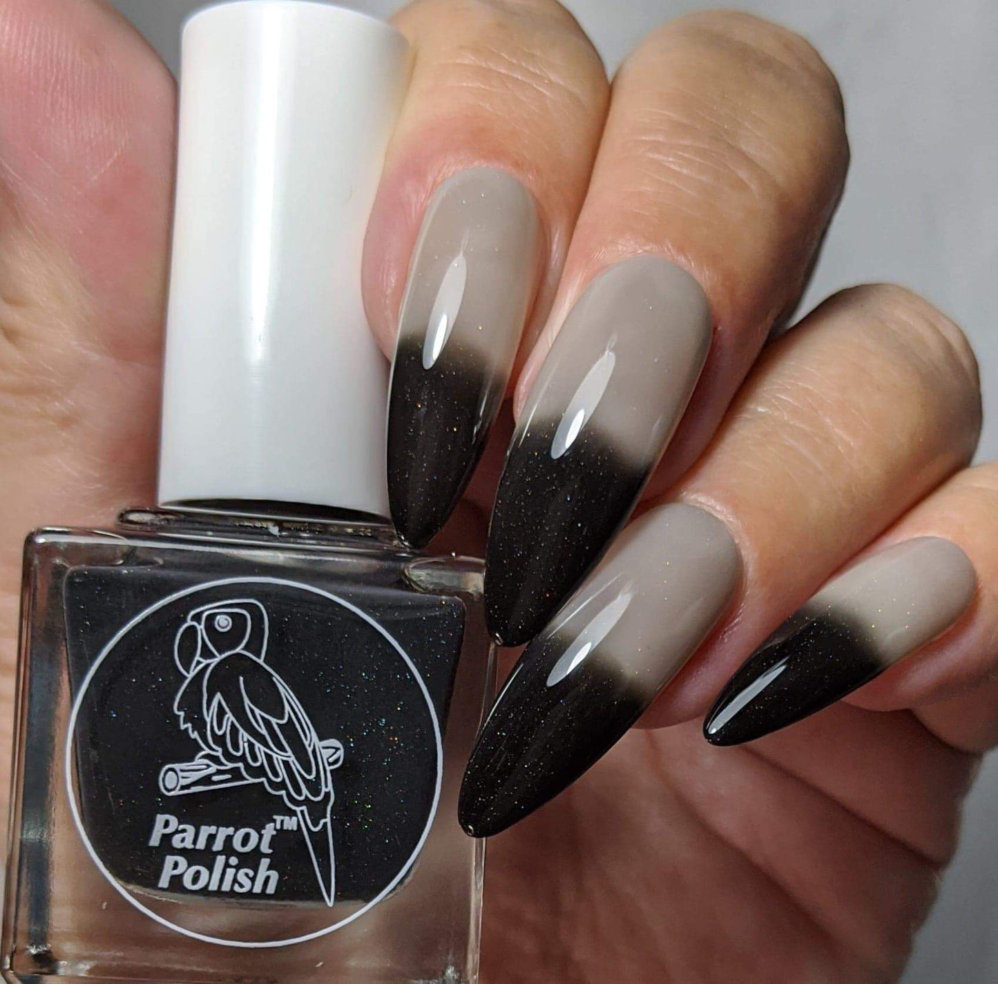 Parrot Polish Black Magic Thermal Nail Polish - Black/Grey