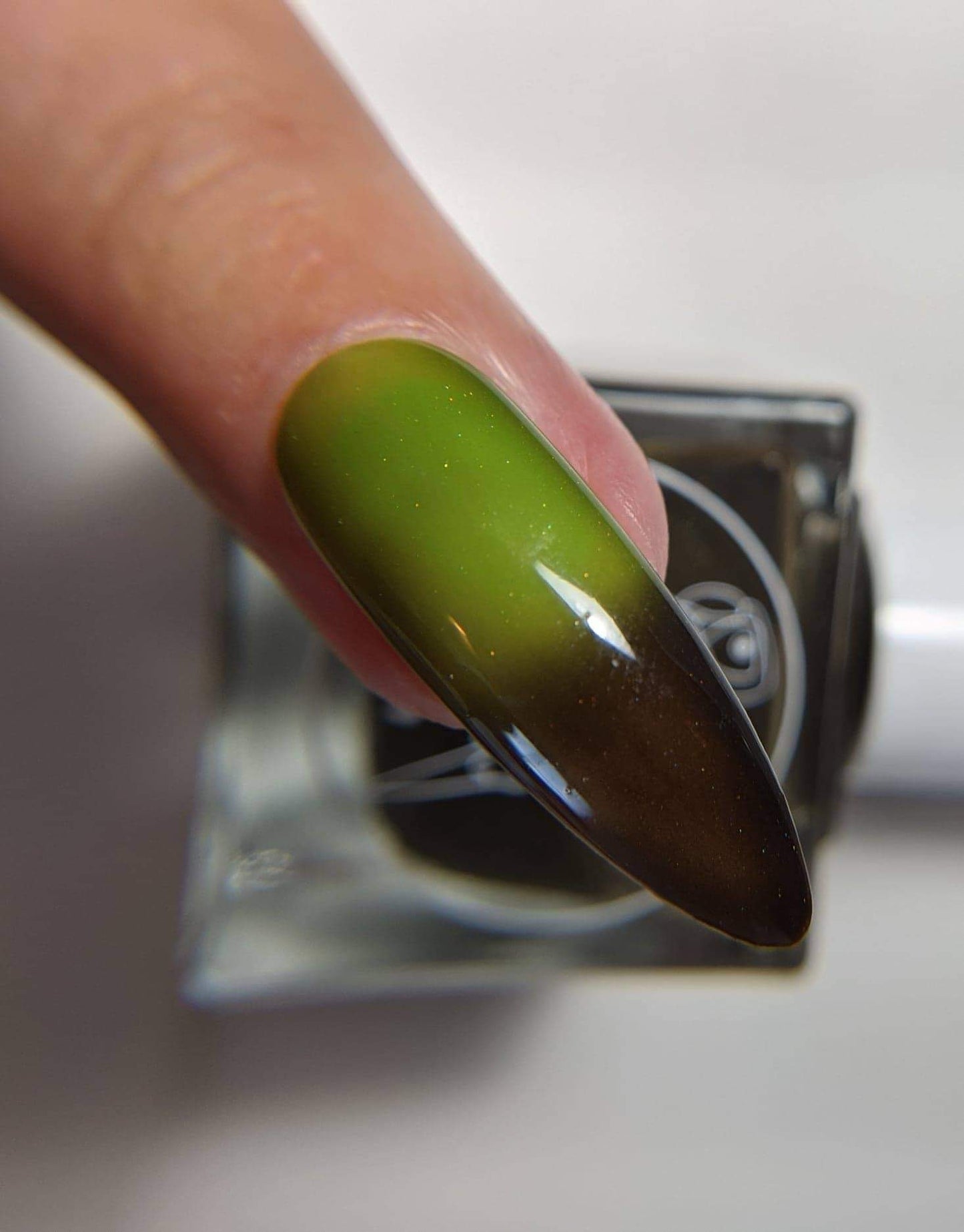 Parrot Polish Chocolate Lime Thermal Nail Polish - Brown/Lime Green
