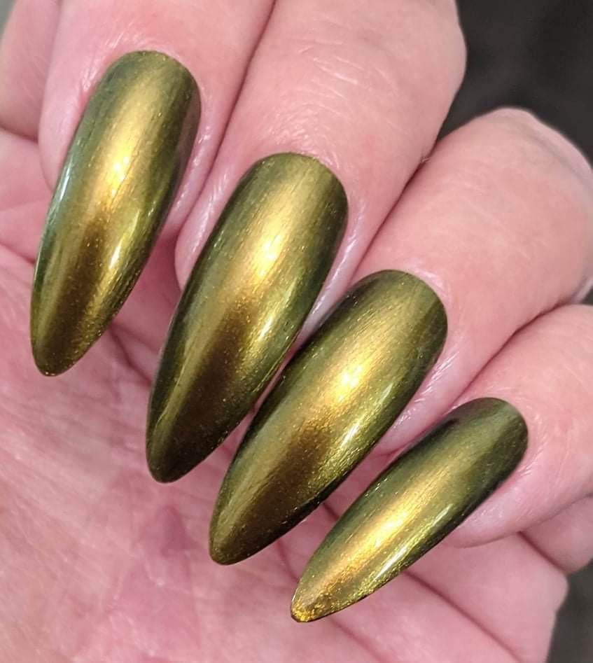 Parrot Polish Queen Akasha Multichrome Nail Polish - Gold/Green