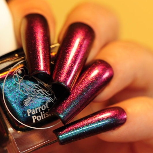 Parrot Polish Lestat De Lioncourt Multichrome Nail Polish - Purple/Green